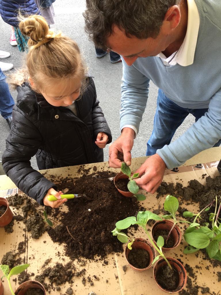 Atelier de plantation pour les petits Fête de la nature